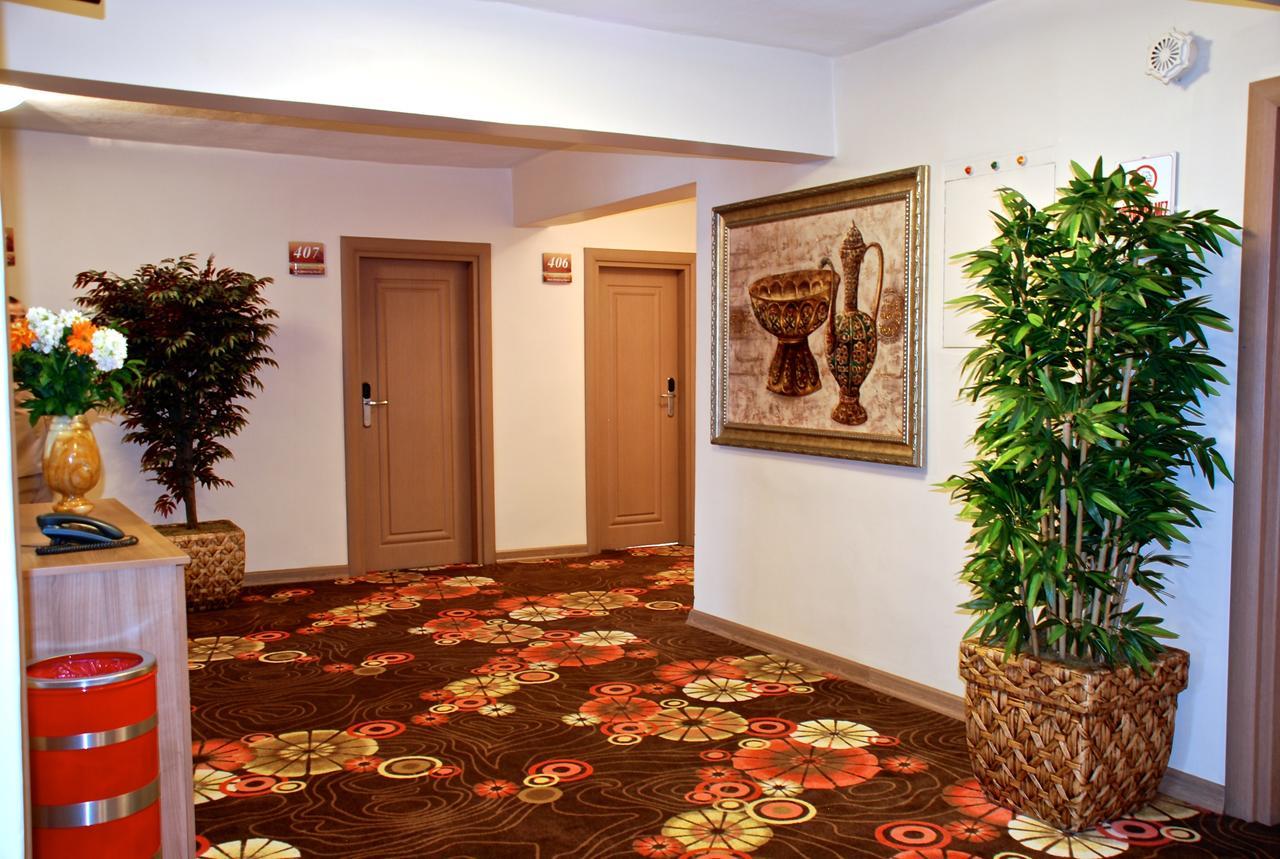 Mithat Otel 3*