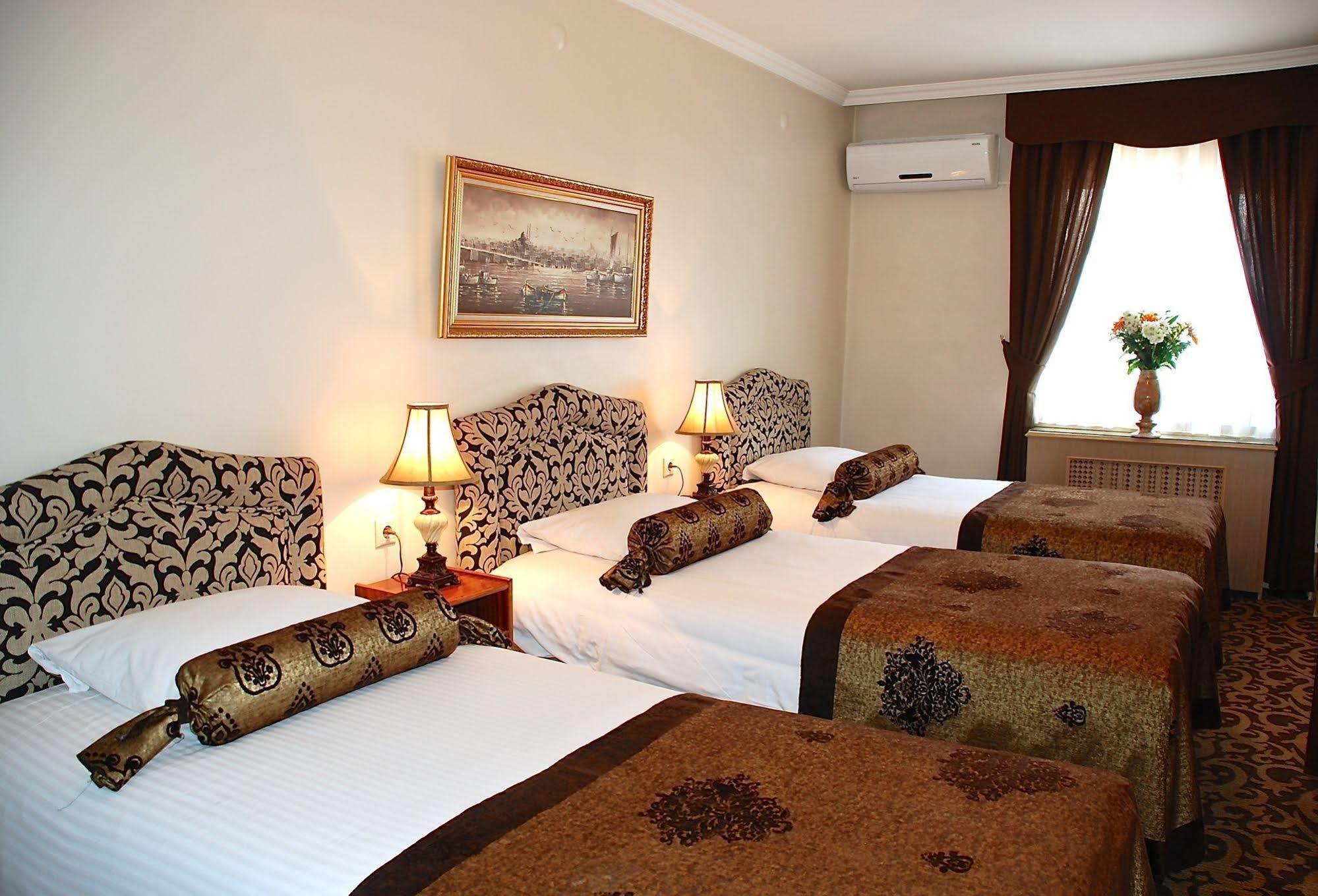 Mithat Otel 3*