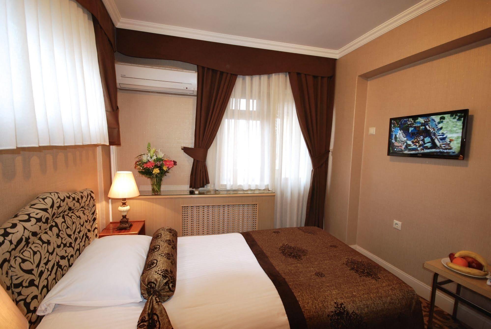 Mithat Otel